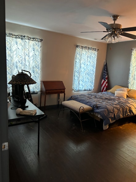 Building Photo - 222 State Rd S-42-941