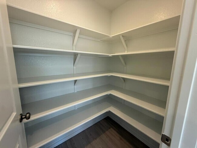 Building Photo - 263 Magalia Ln