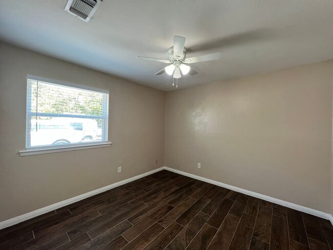 Building Photo - North Richland Hills Texas Townhome For Rent