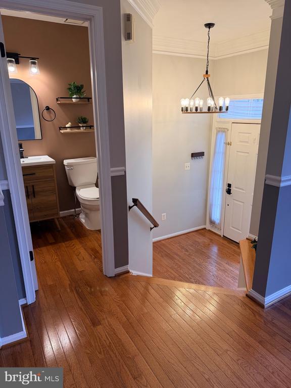 Building Photo - 46754 Woodmint Terrace