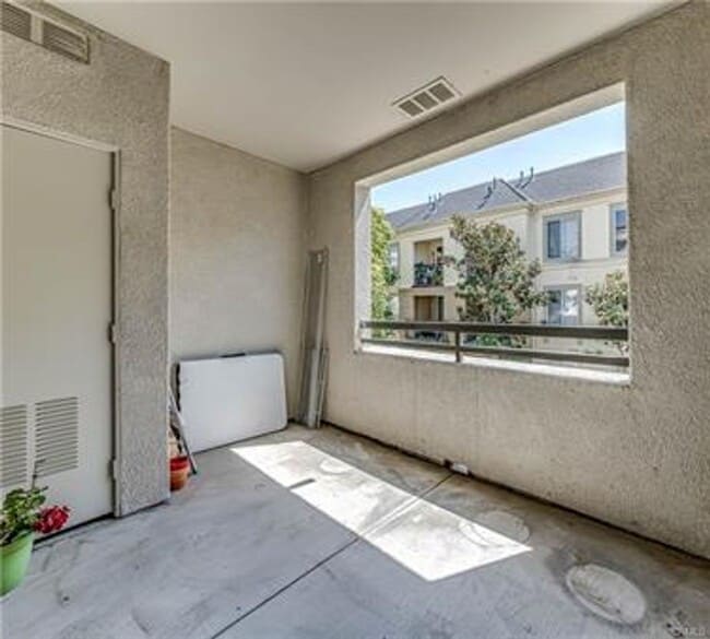 Building Photo - COMING SOON! Resort Style 2BR Condo with F...