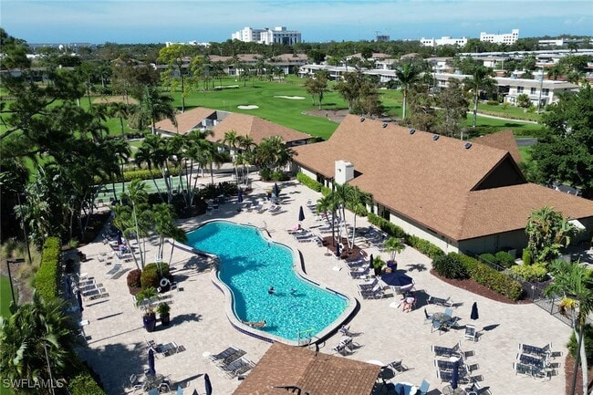 Building Photo - 216 Palm Dr