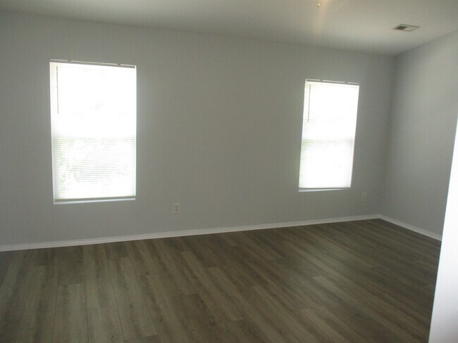 Building Photo - 157 Olde Towne Way