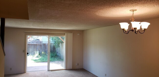 Building Photo - 4355di