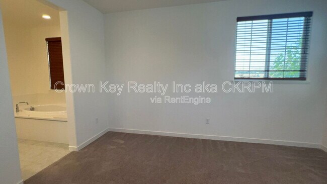 Building Photo - 155 E Ramsey Dr