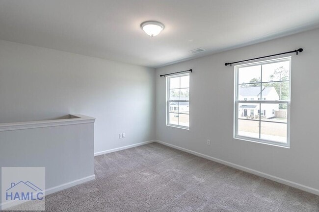 Building Photo - 147 Enclave Wy