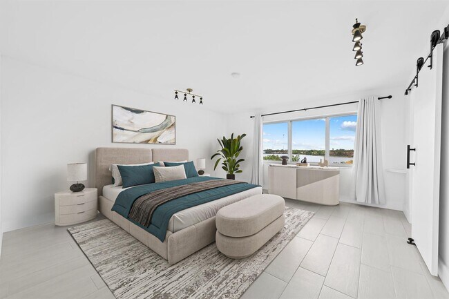 Building Photo - 877 NE 195th St