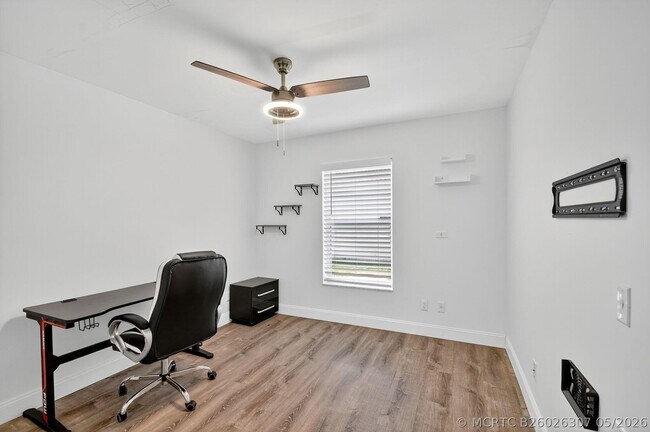 Building Photo - 1891 Oak Berry Cir