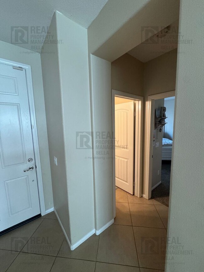 Building Photo - Resort-Style Living in Spencer’s Crossing ...
