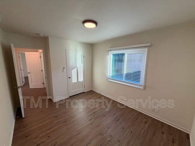 Building Photo - 2344-2346 Park Estates Dr., - 2346 Park Estates Dr.