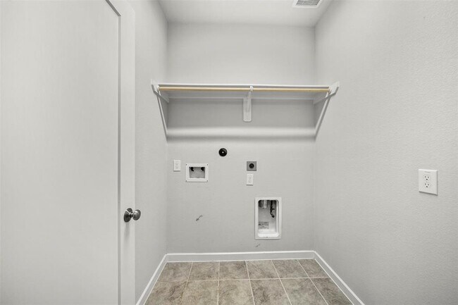 Building Photo - 15642 Dark Sky Trail