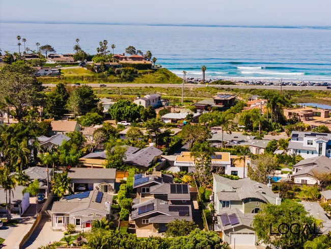 Building Photo - 801 N Rios Ave