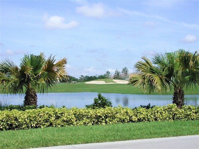 Building Photo - 1636 Pointe W Wy