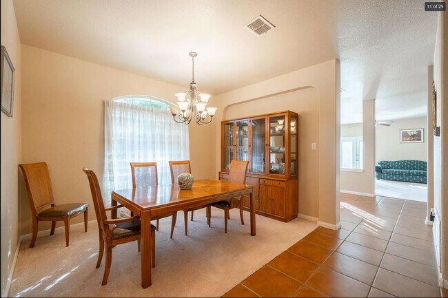 Building Photo - 1242 Sonesta Ln