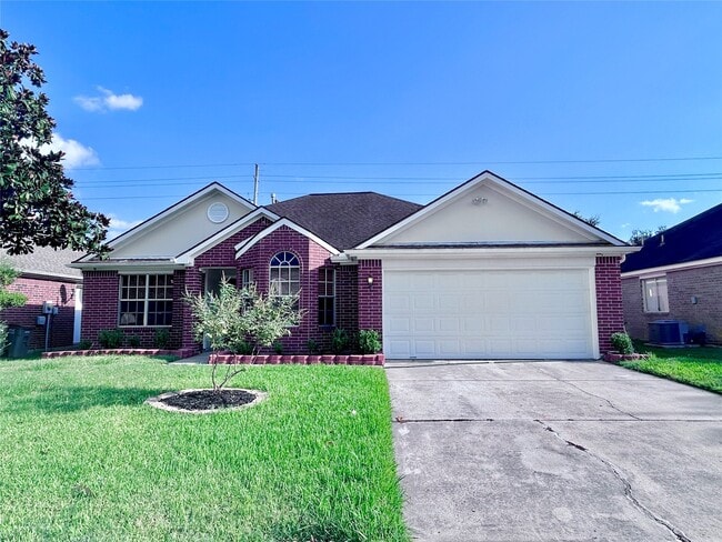 Primary Photo - 18523 Spinney Ln