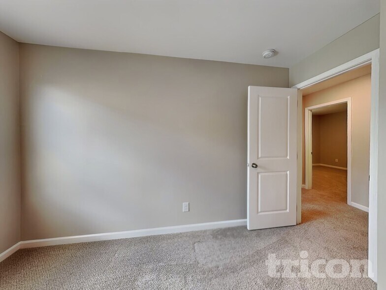 Building Photo - 1659 Hay Patch Ln