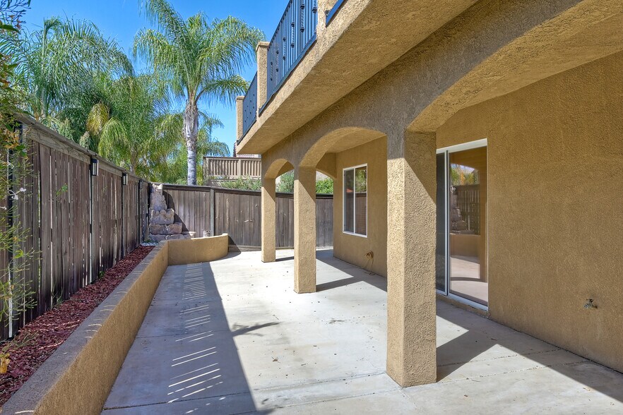 Building Photo - 44401 Penbrook Ln