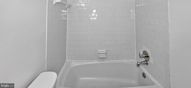 Building Photo - 9814 Rainleaf Ct