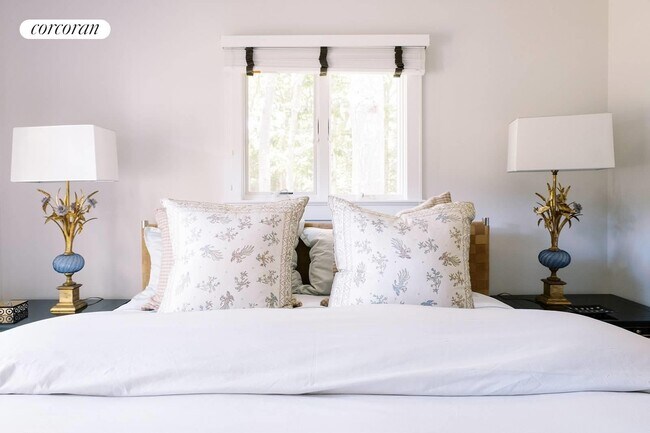 Building Photo - 8 Bathgate Rd