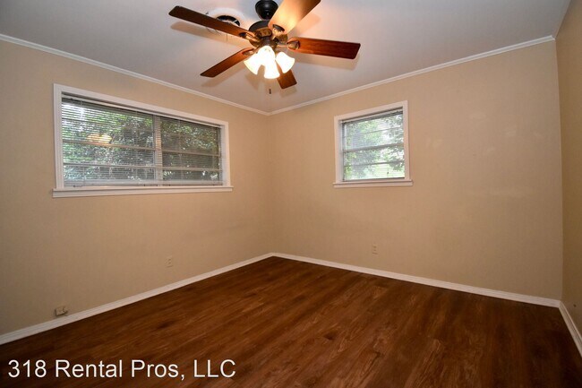 Building Photo - 3 br, 2 bath House - 1602 Mimosa Dr.