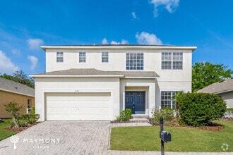 Building Photo - 831 Balmoral Dr