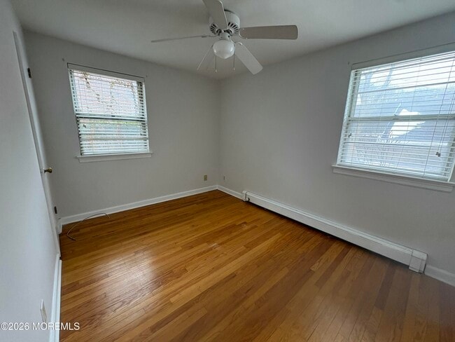 Building Photo - 75 Manor Dr