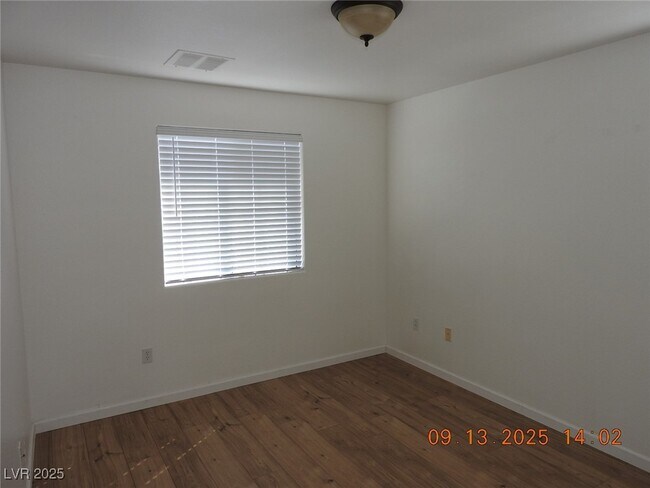 Building Photo - 9504 Havasu Canyon Ave
