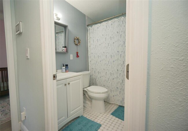 Building Photo - 4108 W Montgomery Terrace