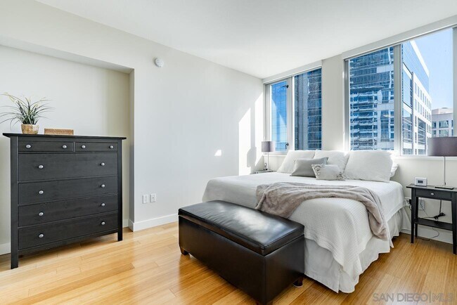 Building Photo - 700 W E St