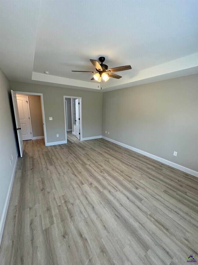 Building Photo - 312 Beau Claire Cir