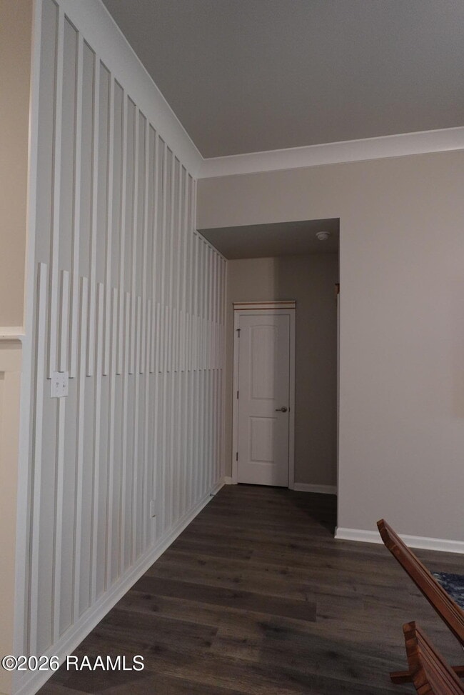 Building Photo - 401 Dua Ln