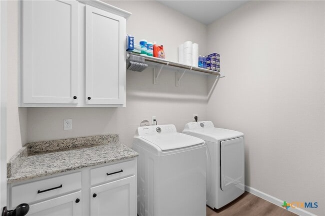 Building Photo - 7822 Kendall Hill Dr