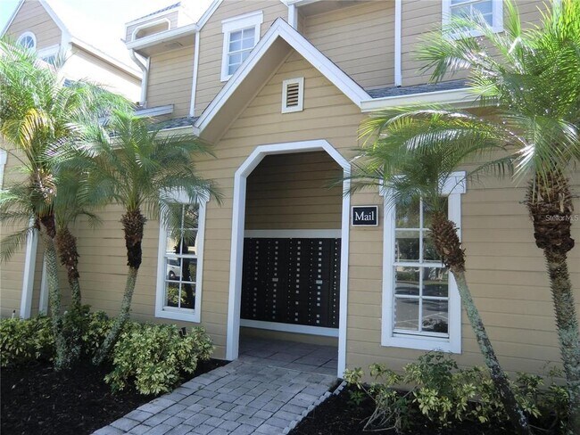 Building Photo - 1091 S Hiawassee Rd