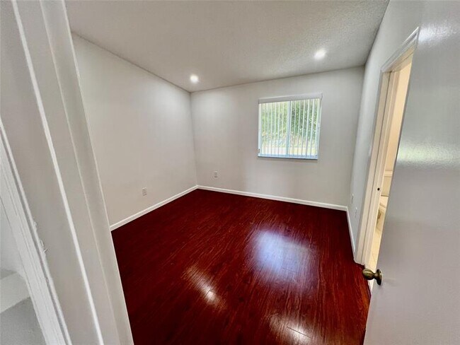 Building Photo - 14156 SW 179th Terrace