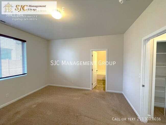 Building Photo - 18930 111th Ave Ct E