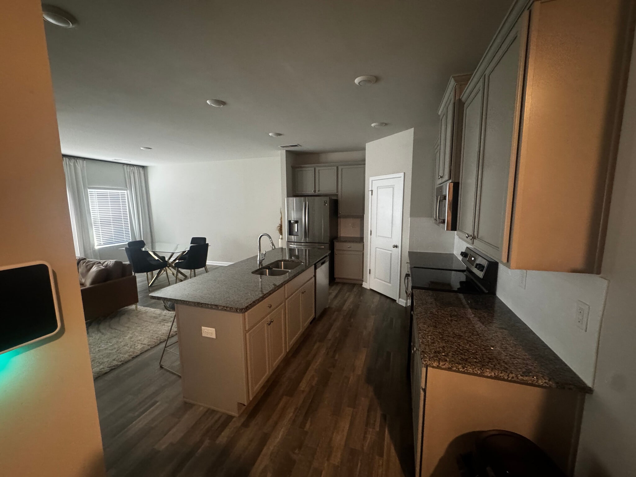 Building Photo - Room in Townhome on The Way Pl