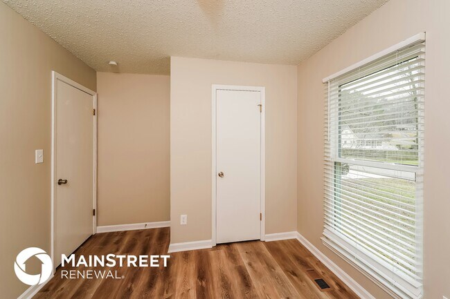 Building Photo - 2505 Galloway Dr