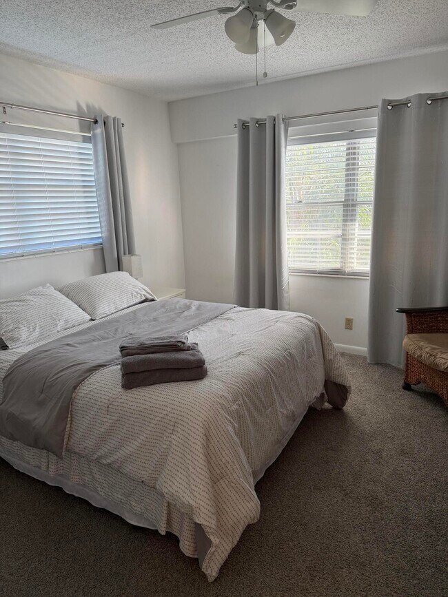 Building Photo - 332 Mansfield G