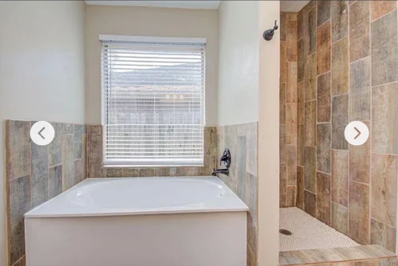Building Photo - 5010 Hickorygate Dr