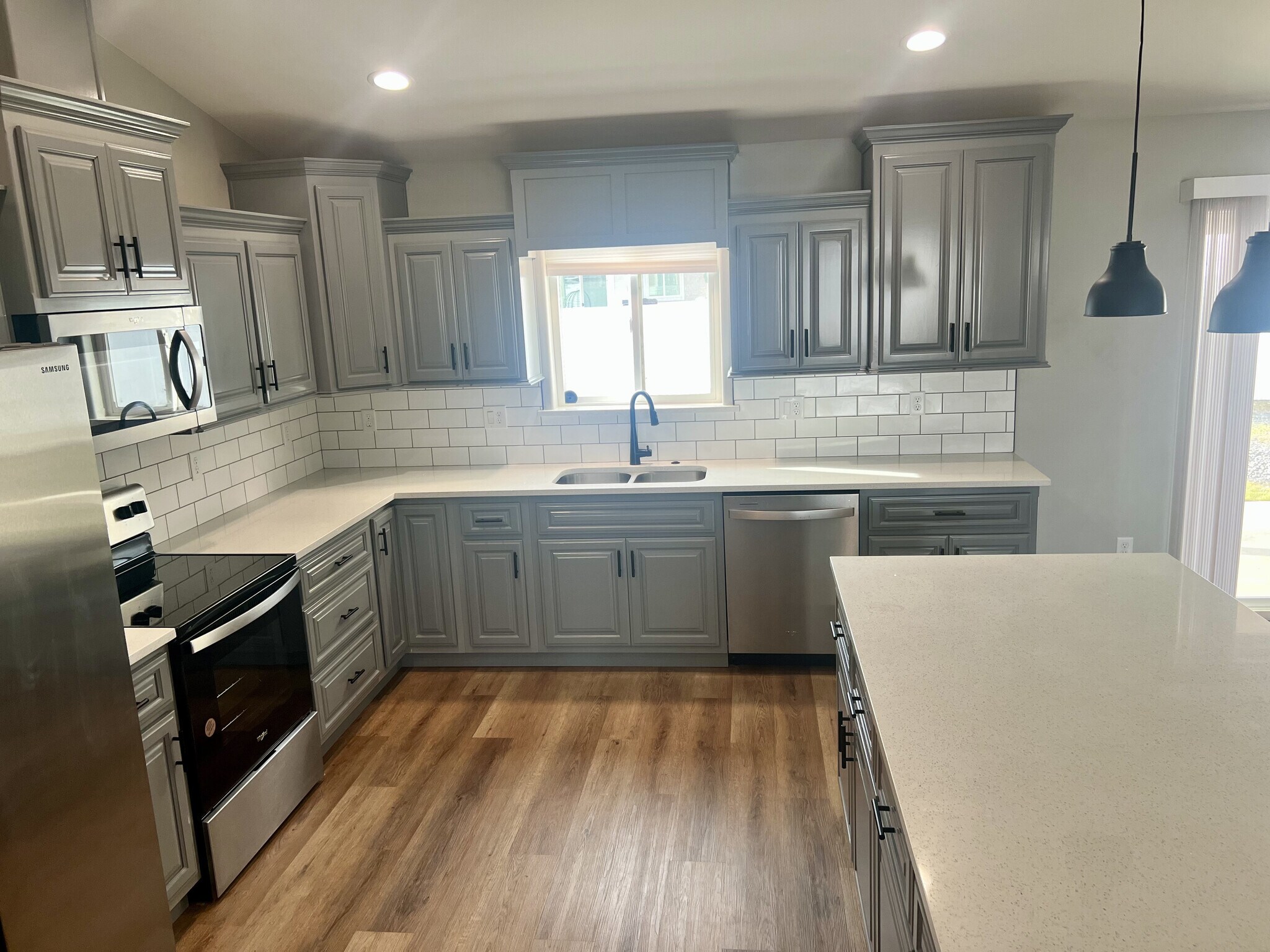 Building Photo - 2393 Pacific St