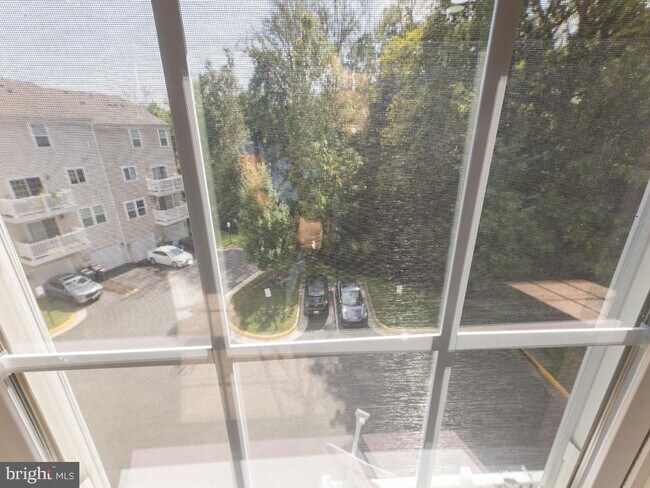 Building Photo - 14766 Malloy Ct