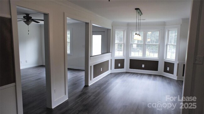 Building Photo - 2309 Ivy Run Dr