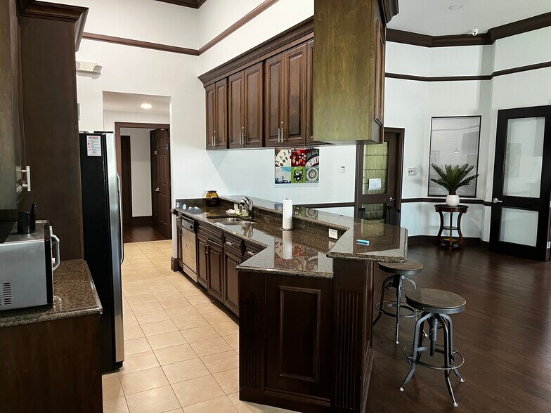 Building Photo - 12975 Positano Cir