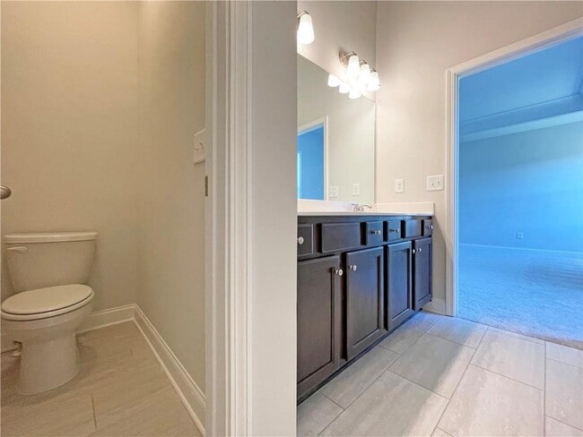 Building Photo - 4607 Silver Oak Dr