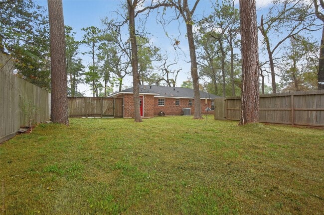 Building Photo - 601 Chateau Woods Pkwy Dr