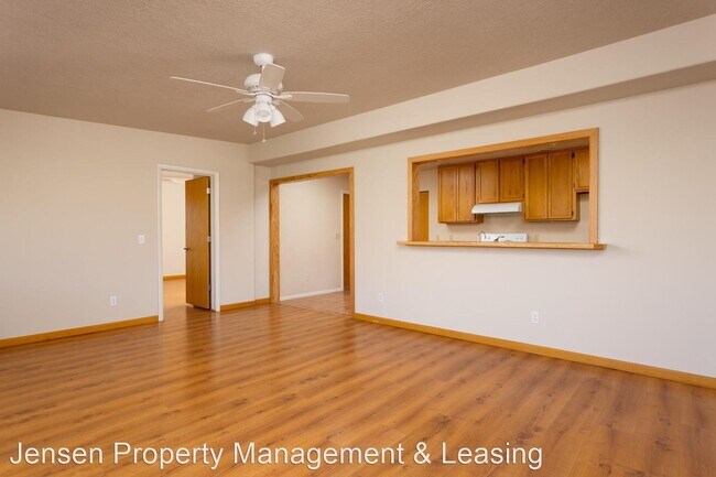 Building Photo - 3 br, 2 bath House - 712 N. Wisteria Way