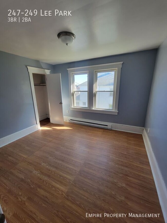 Building Photo - 247-249 Lee Park-