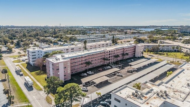 Building Photo - 5521 80th St N