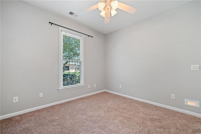 Building Photo - 304 Laurel Glen Crossing