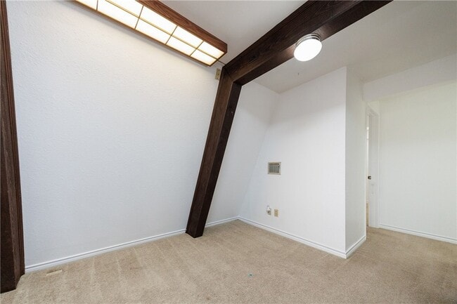 Building Photo - 13813 Flintlock Dr